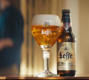Leffe Blond flesje en Kelk